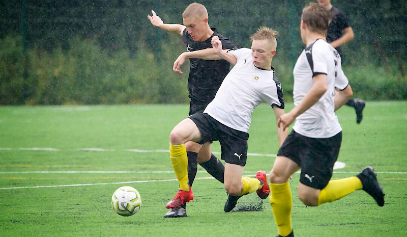 Kuusi pelaajaa valittu U17-poikien maajoukkueleirille!