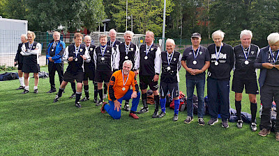 KäPalle hopeaa 70 v SM -lopputurnauksessa!