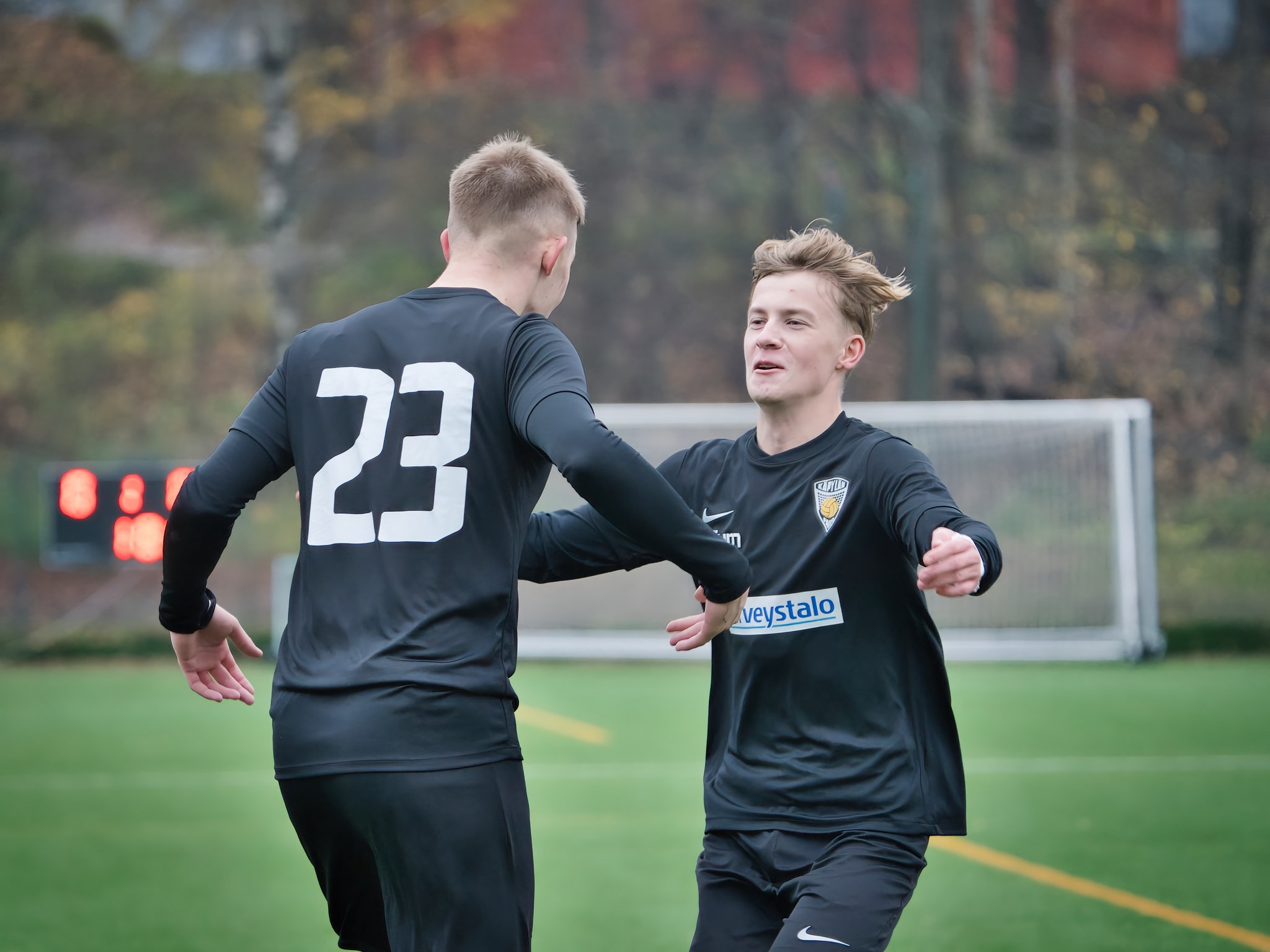 Komea viiden pelaajan KäPa edustus mukaan U18-maajoukkueen Liettua-otteluihin!